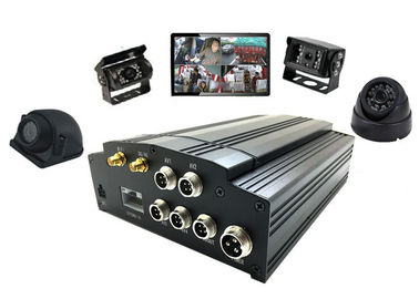 जी-सेंसर पोर्टेबल वाहन डिजिटल वीडियो रिकॉर्डर 4ch HDD DVR CE / FCC के साथ