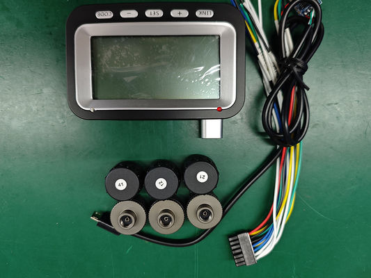 ट्रक/लॉजिस्टिक्स वाहन के लिए एएचडी 1080 पी समर्थन तेल स्तर और टायर दबाव निगरानी 8-चैनल वीडियो रिकॉर्डर एमडीवीआर